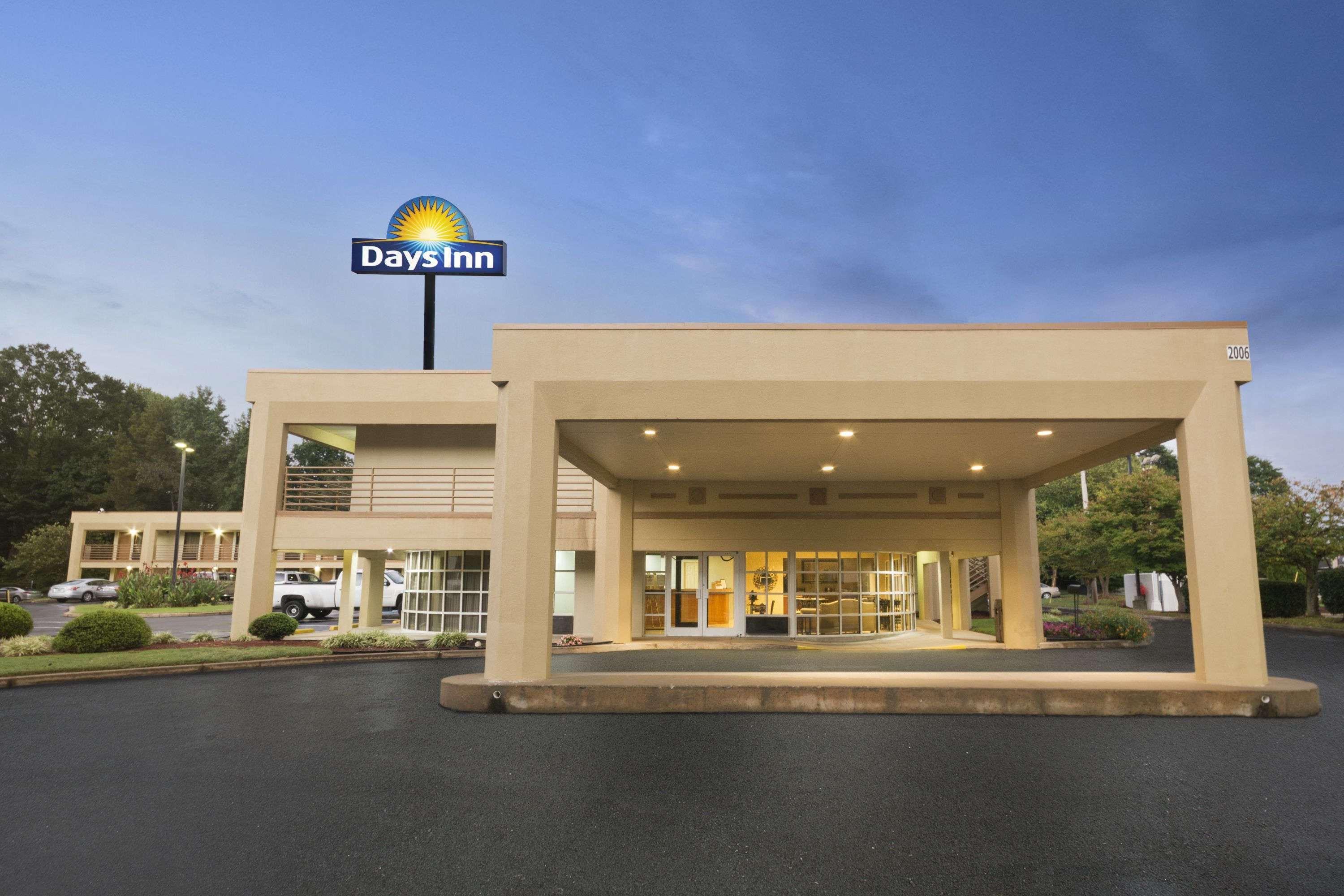 Days Inn By Wyndham Atlanta Stone Mountain Dış mekan fotoğraf